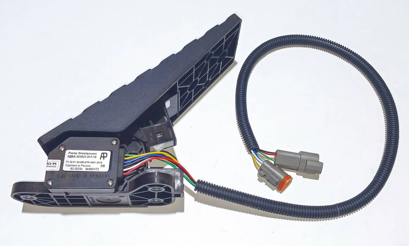 Педаль газа электронная КДБА.453621.017-10 напольная ЛиАЗ дв. ЯМЗ-536 Рикор Электроникс