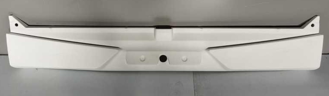 Бампер задний 5299-401-5602543 пластиковый НеФАЗ-5299.40-52 ВладИнтерПласт