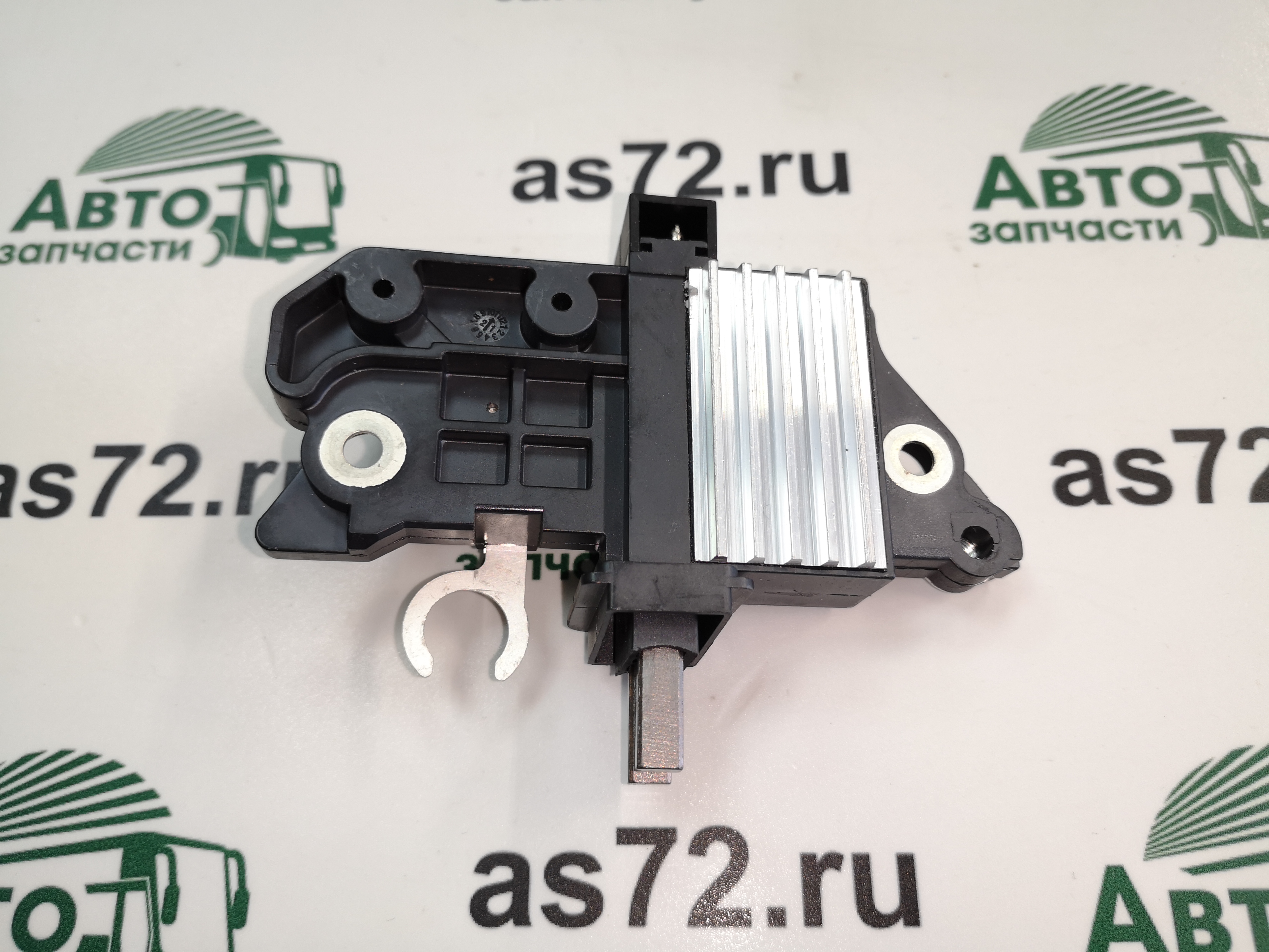 Реле регулятор генератора ARP1085BJ 24В с щетками МАЗ-206 дв. Yuchai (газовый) Krauf
