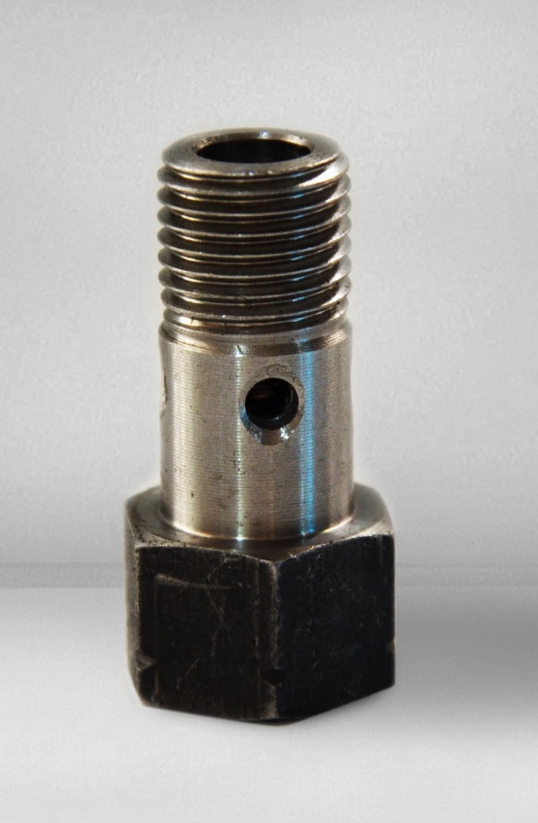 Клапан перепускной ТНВД 02111519 (обратка) Deutz BF6M1013 Deutz
