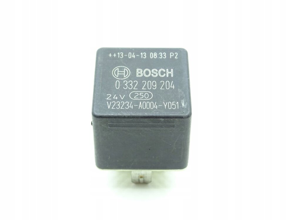 Реле 5-и контактное 0332209204 20А 24В Bosch